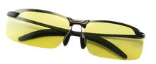 Lade das Bild in den Galerie-Viewer, Claroptix Glasses
